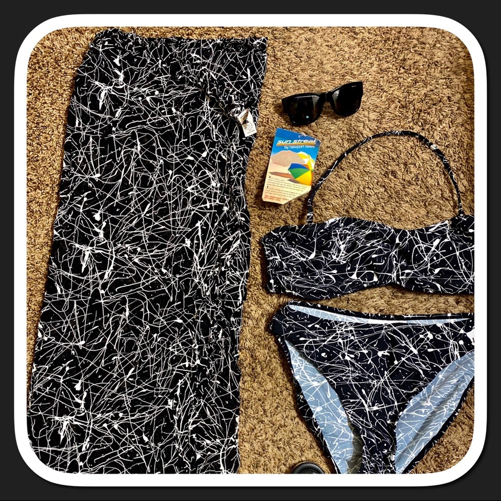 EUC 3 Pieces Black & White Bathing Suit Combo